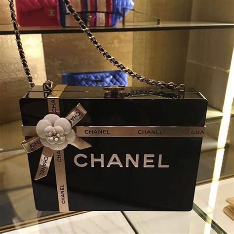 does chanel have gift cards|chanel gift with purchase bag.